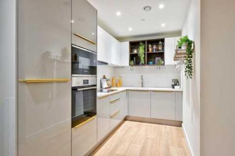 4 kitchen 1